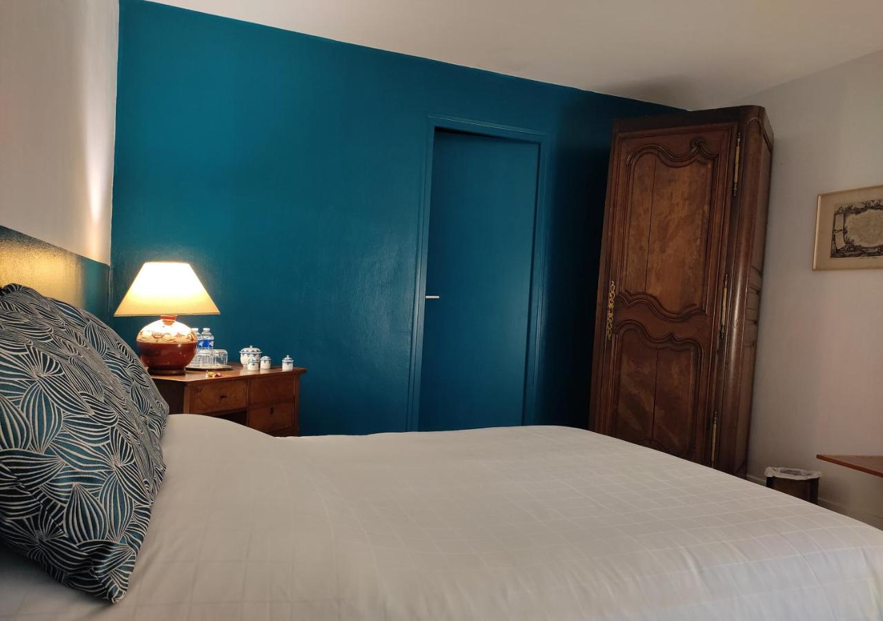 Le Logis Du Pradet Bed and Breakfast Moncrabeau Εξωτερικό φωτογραφία