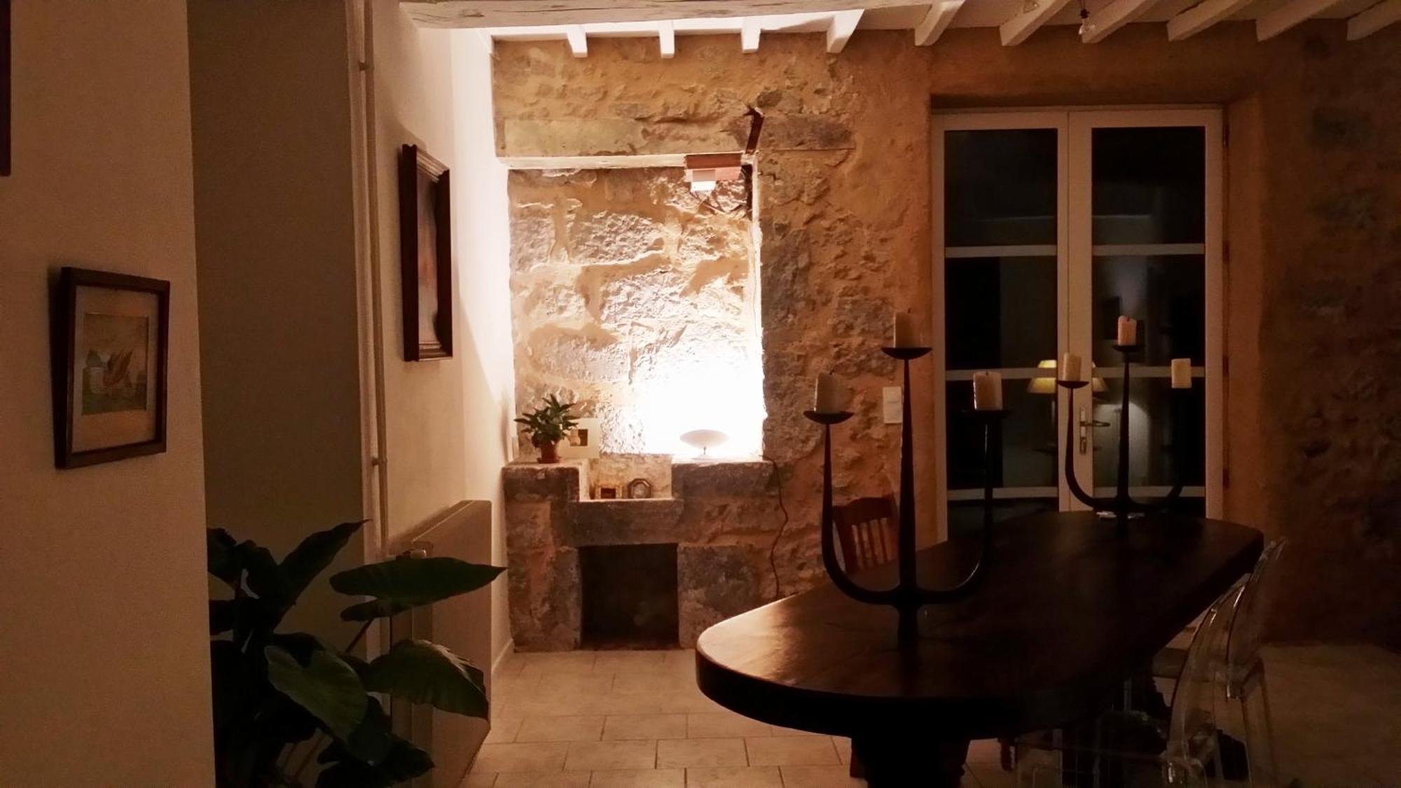 Le Logis Du Pradet Bed and Breakfast Moncrabeau Εξωτερικό φωτογραφία
